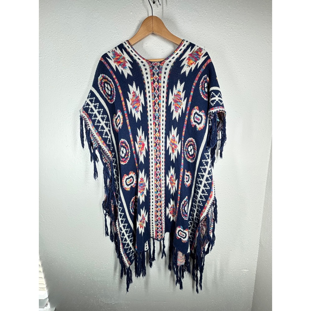 Earthbound Trading Co.‎ Aztec Boho Knit Poncho Sweater Fringed Blanket Wrap Open - Picture 2 of 8